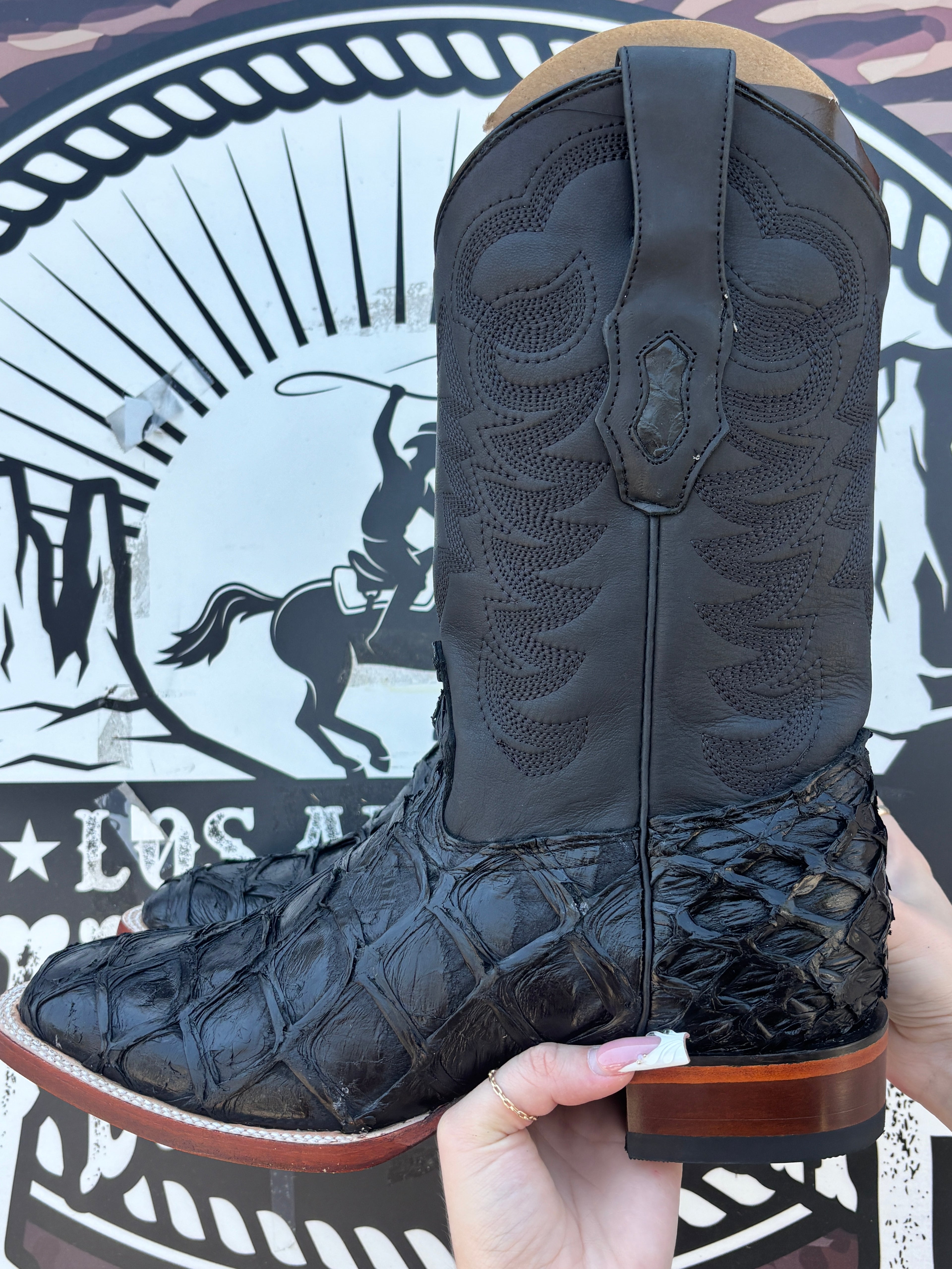 Pirarucu Black Boots